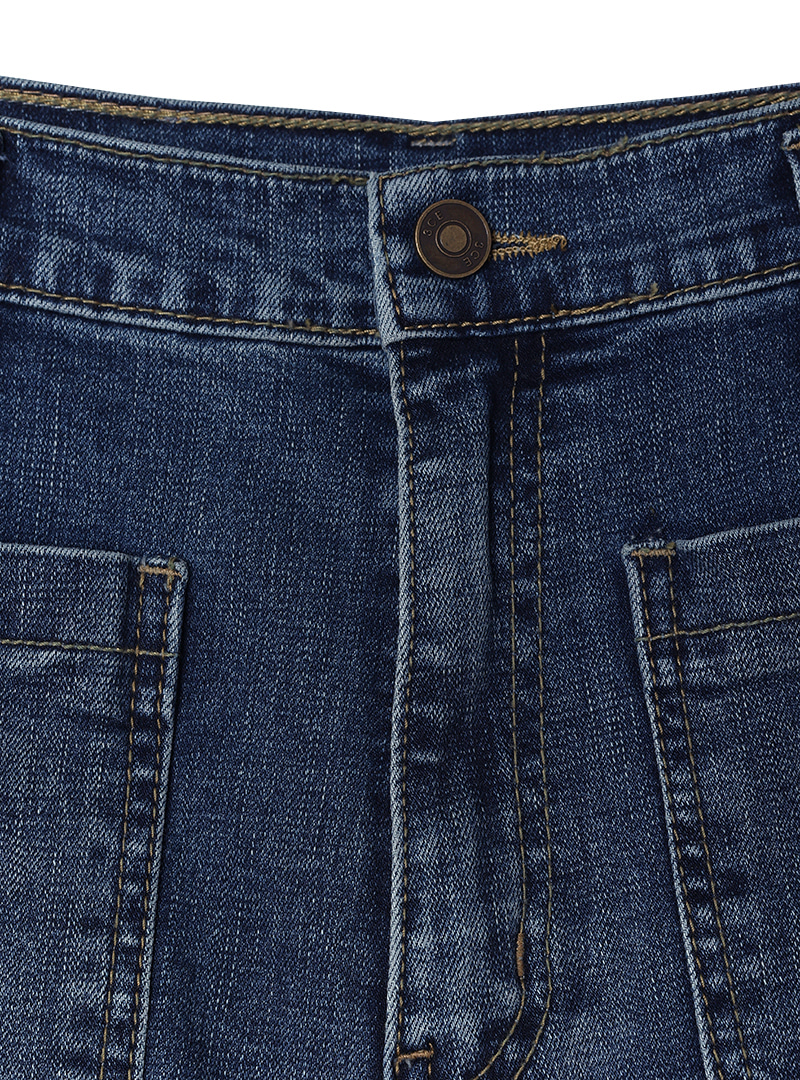 Patch Pocket Faded Bootcut Jeans