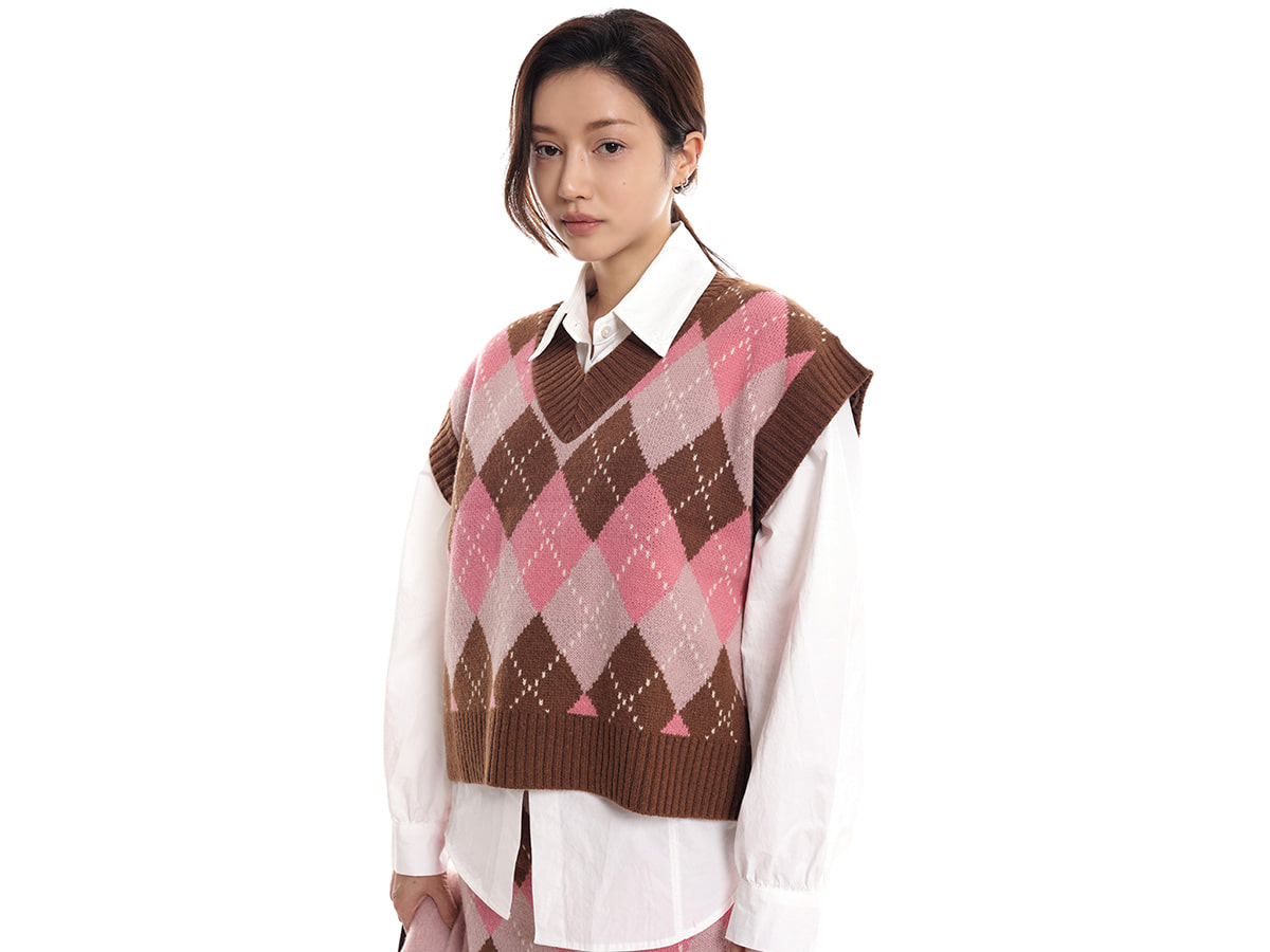 Argyle Pattern V-Neck Knitted Vest