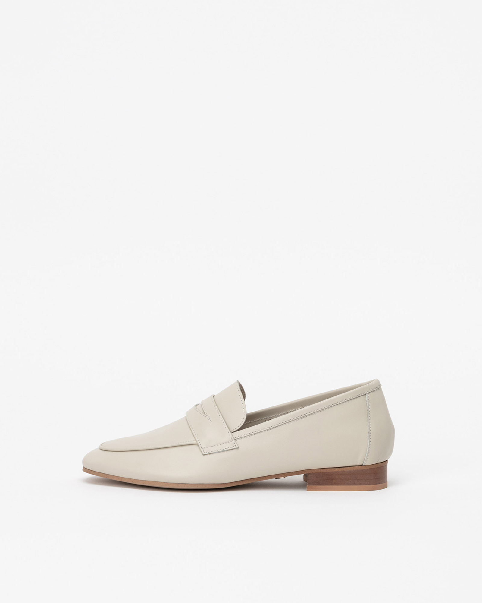 Gant Soft Loafers in Ivory Oiled Kip