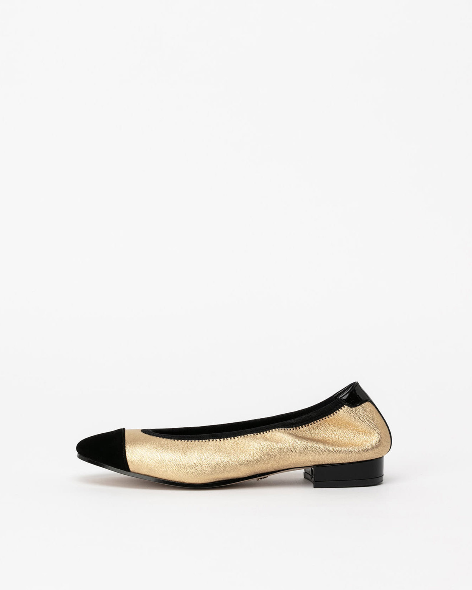 D&#039;amore Flat Shoes in Gold with Black Toe