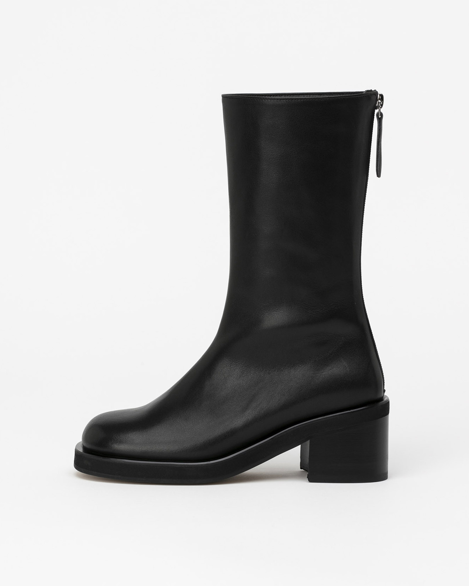 Orca Half Long Boots in Black