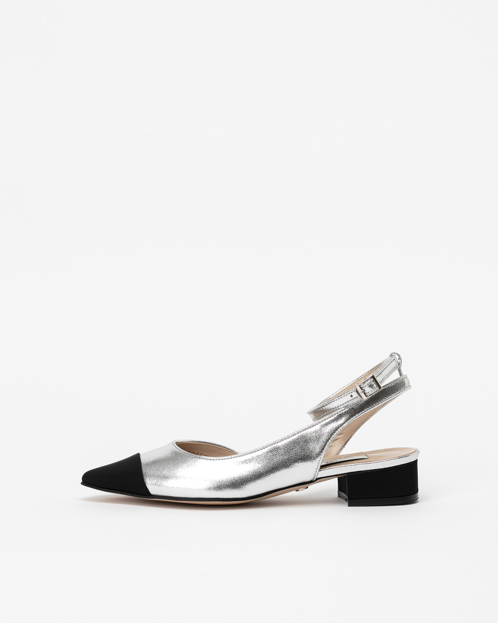 Banelia Strap Flat Shoes in Champagne Silver