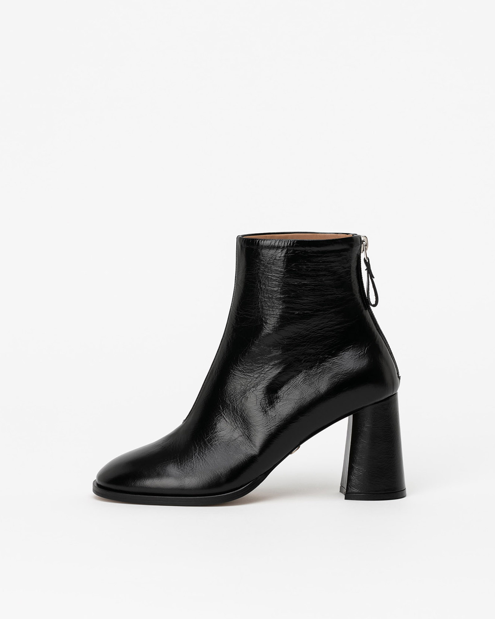 Briol Boots in Wrinkled Black