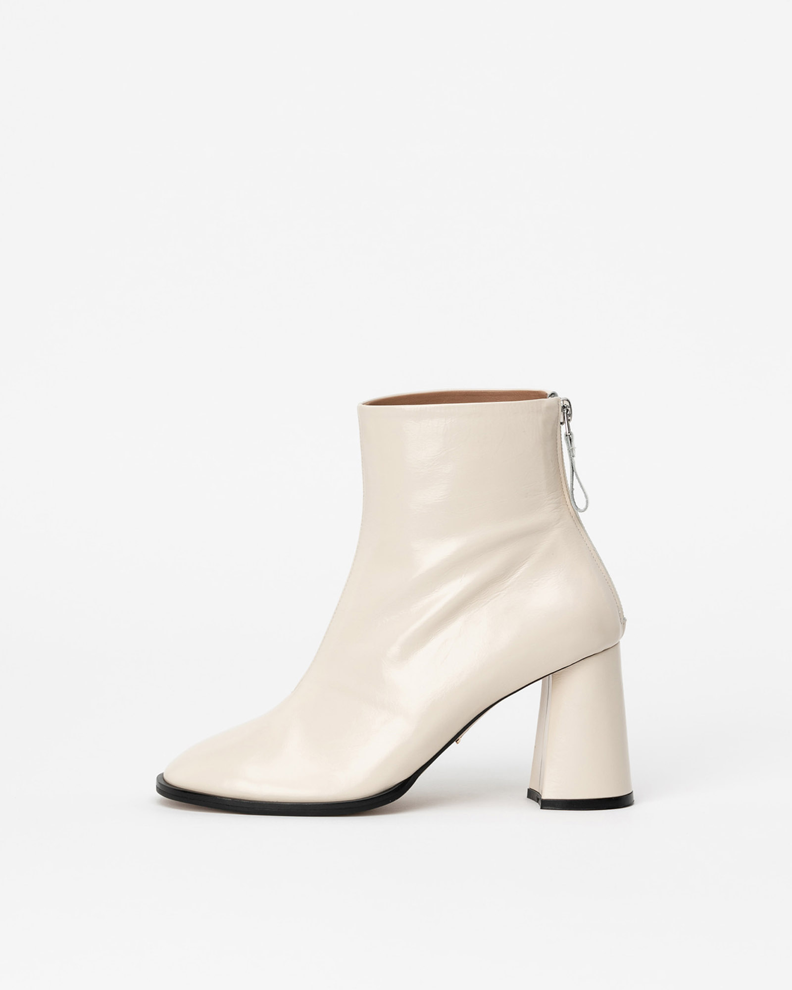 Briol Boots in Wrinkled Ivory