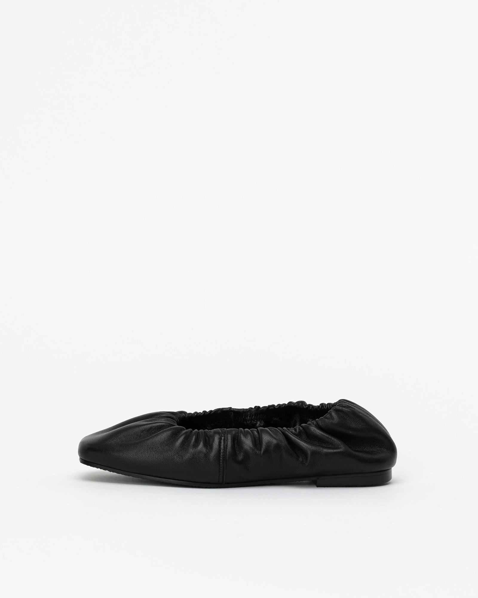 Lucerne Soft Flat Shoes in Black