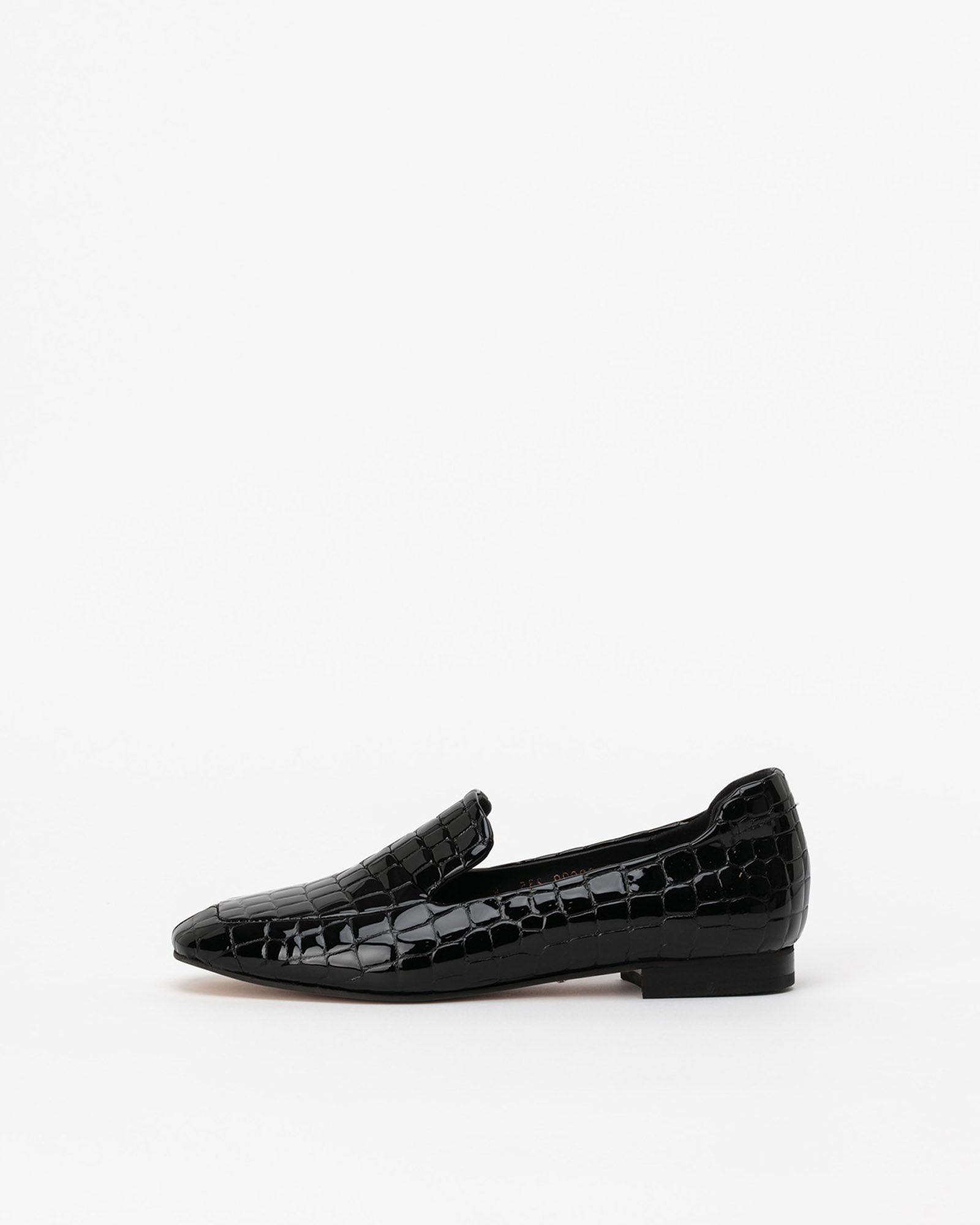 Affabile Loafers in Black Crocodile Prints