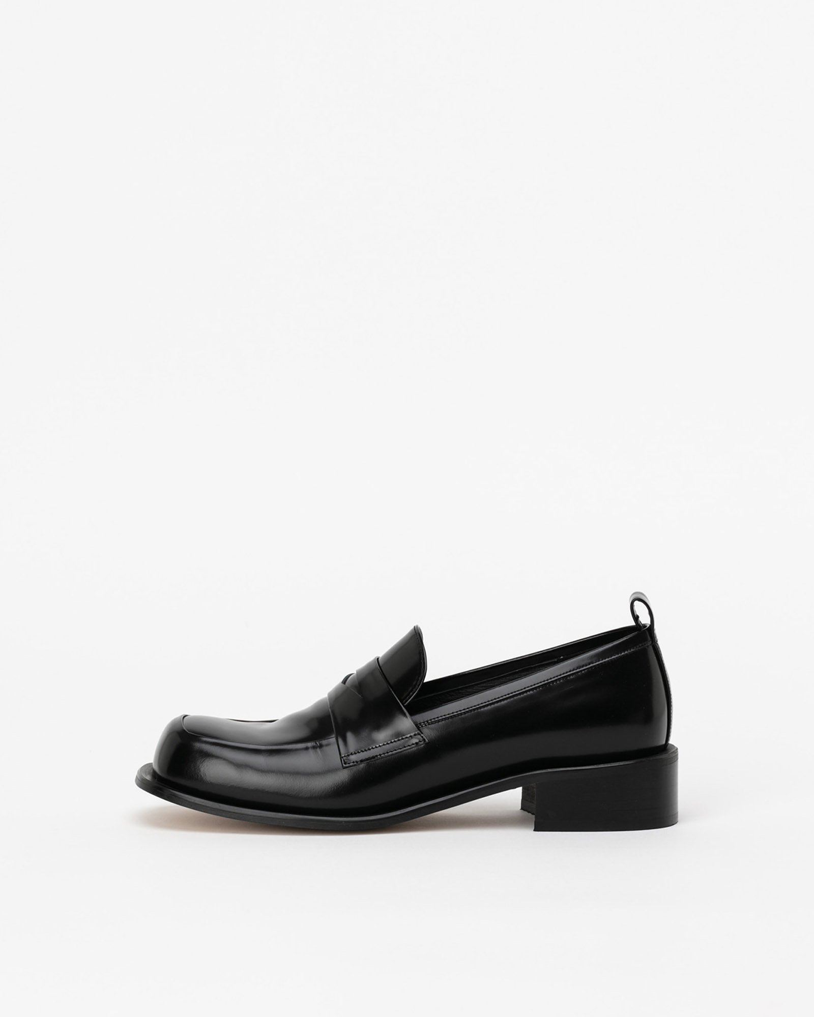 Madrigal Loafers