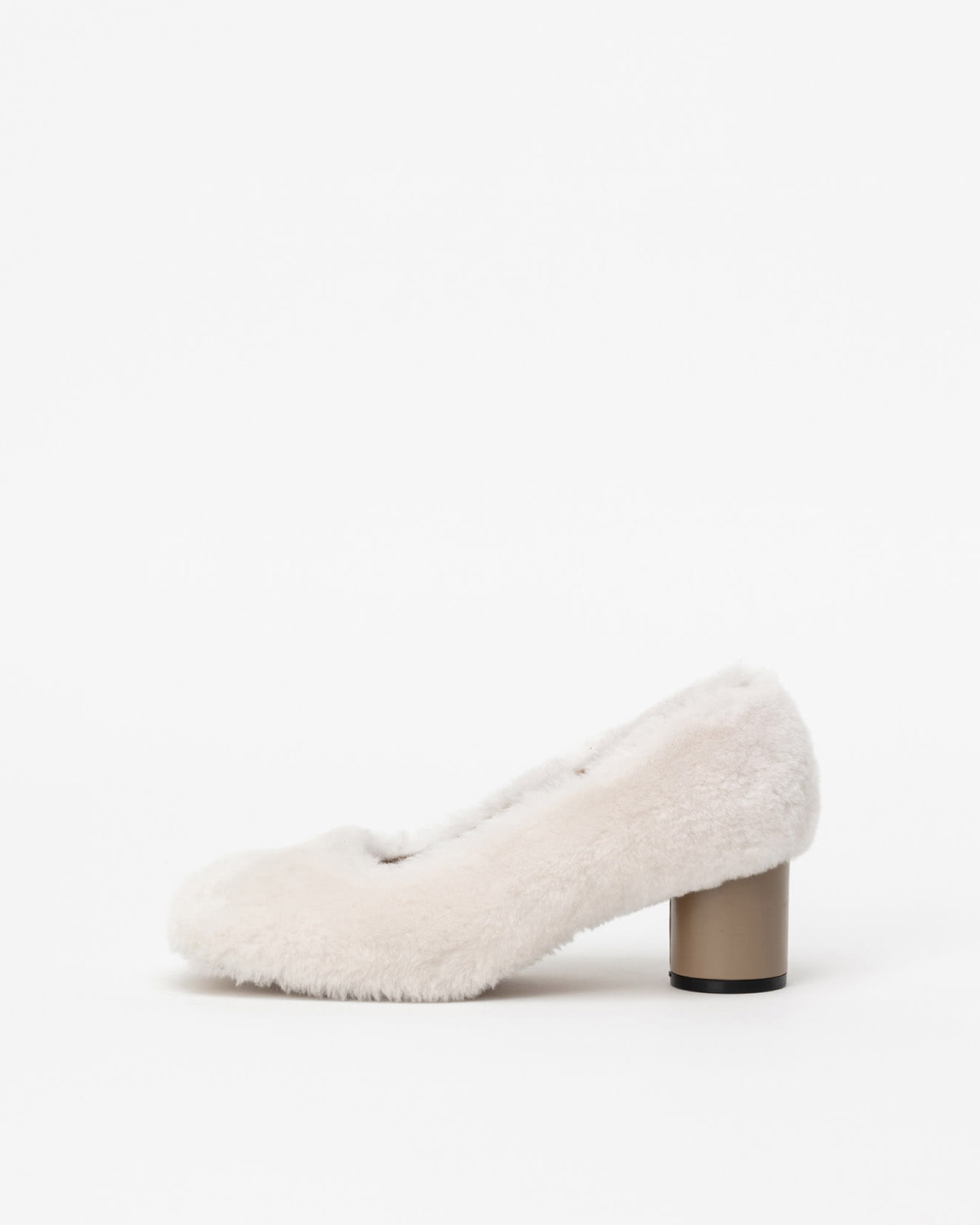 Brioso Shearling Pumps in Mink Ivory Fur with Textured Beige