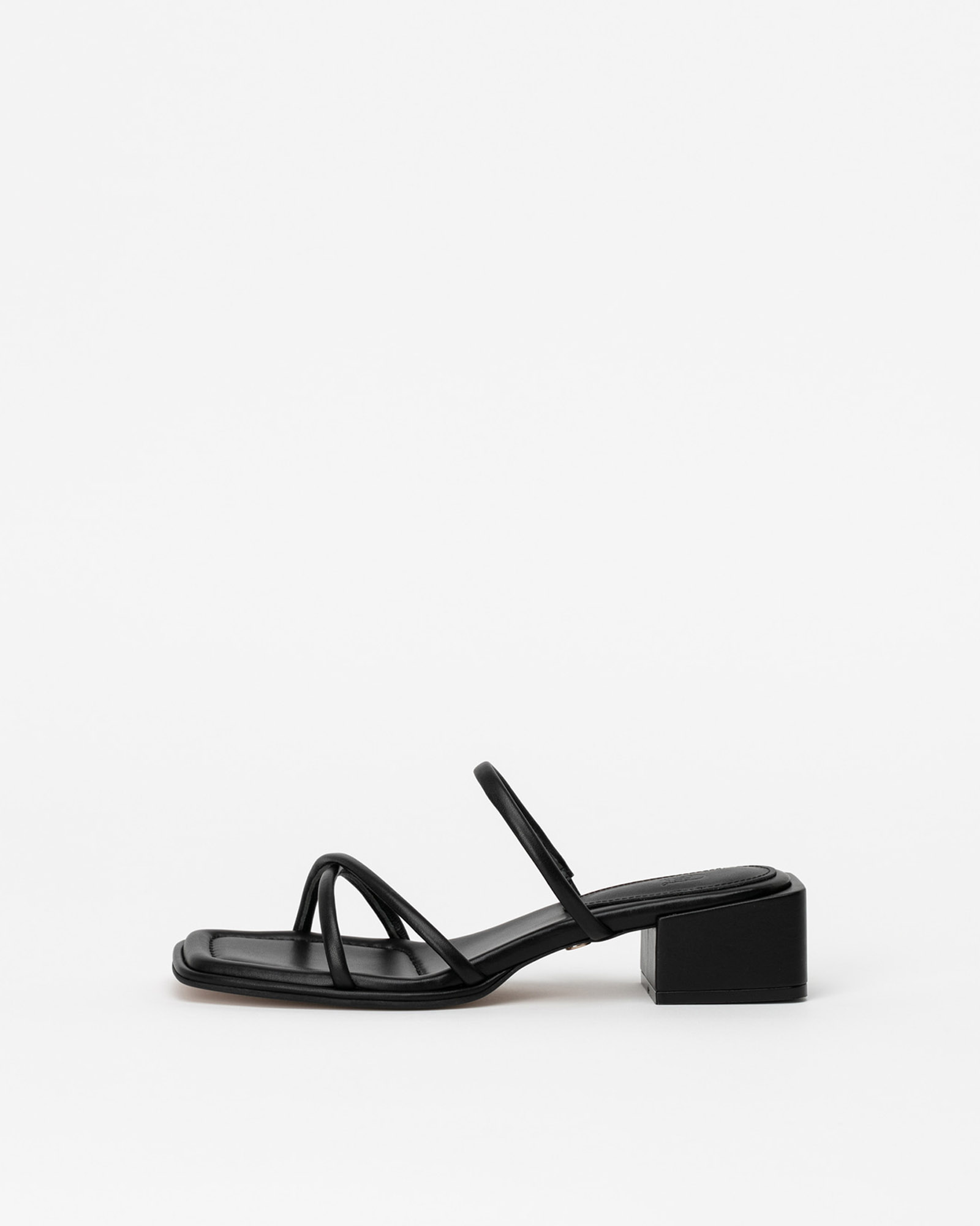Eccel Padded Strap Mule Sandals in Regular Black