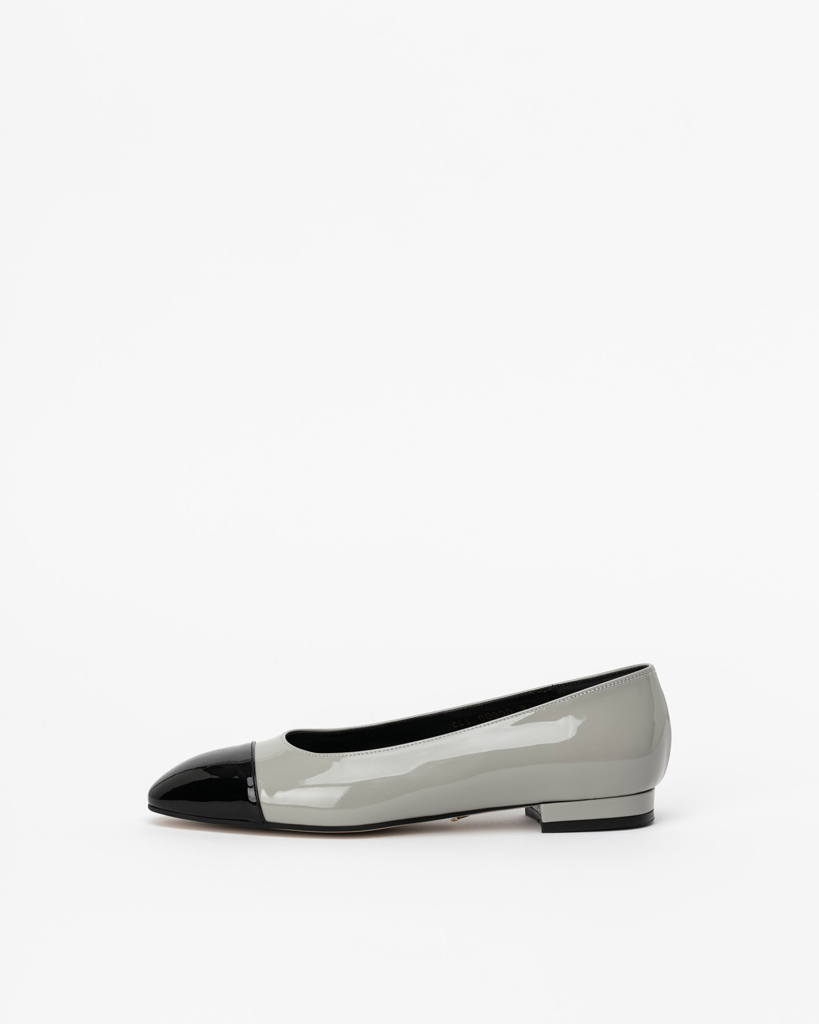 Rossie Flat Shoes