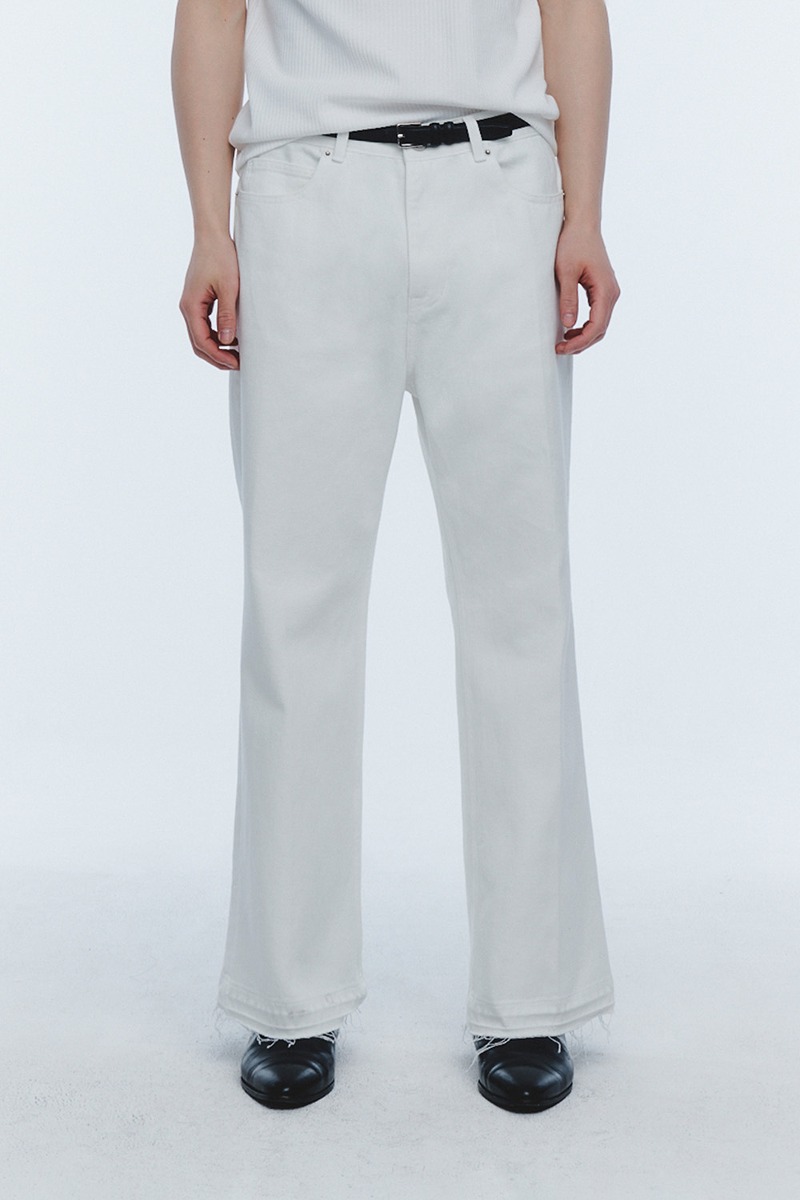 WASHED FLARED JEANS - WHITE