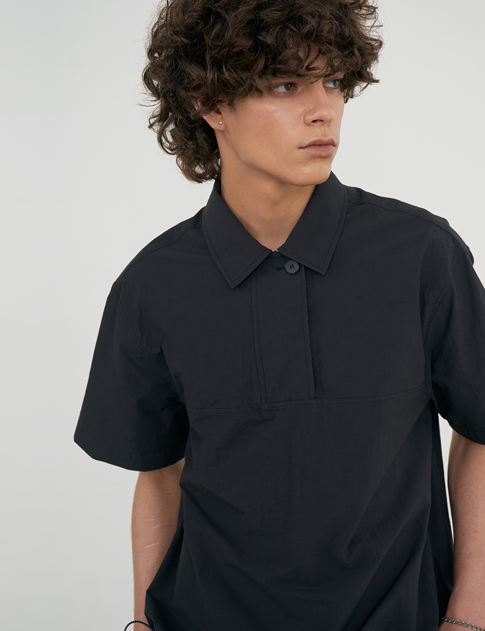 Placket Half Shirts Anorak  (Black)