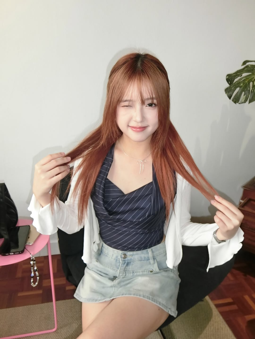 37th Reorder][Jennie wears]Draping Halter Top (Navy) - Not