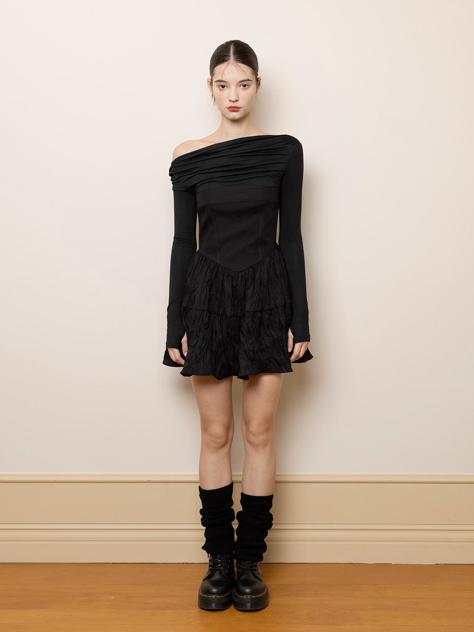 [11월 11일 예약배송] 로제 착용 Lily dress (Black)