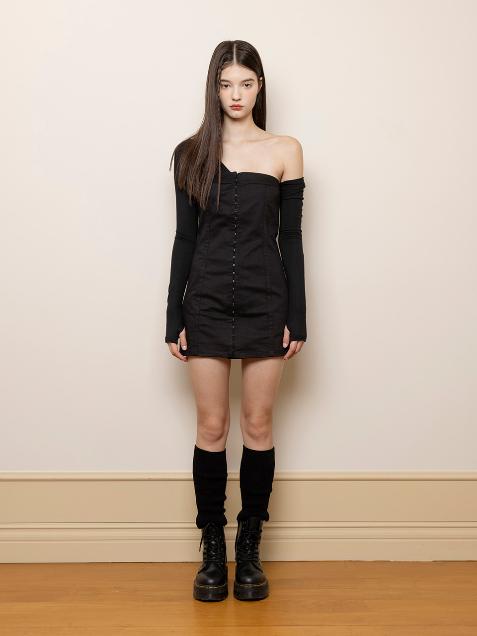 [10월 14일 예약배송] Sophia dress (Black)