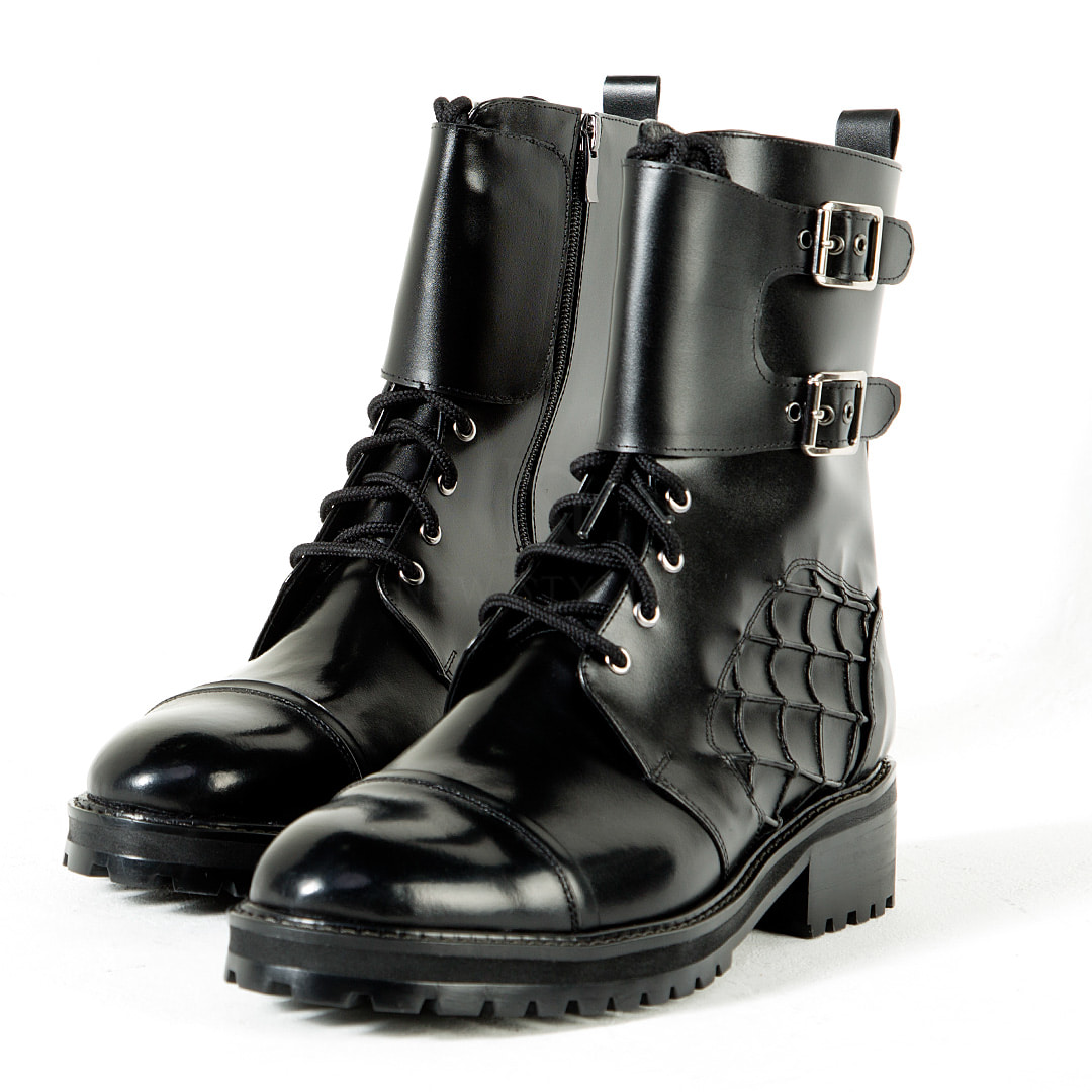 Web pattern accent leather biker boots