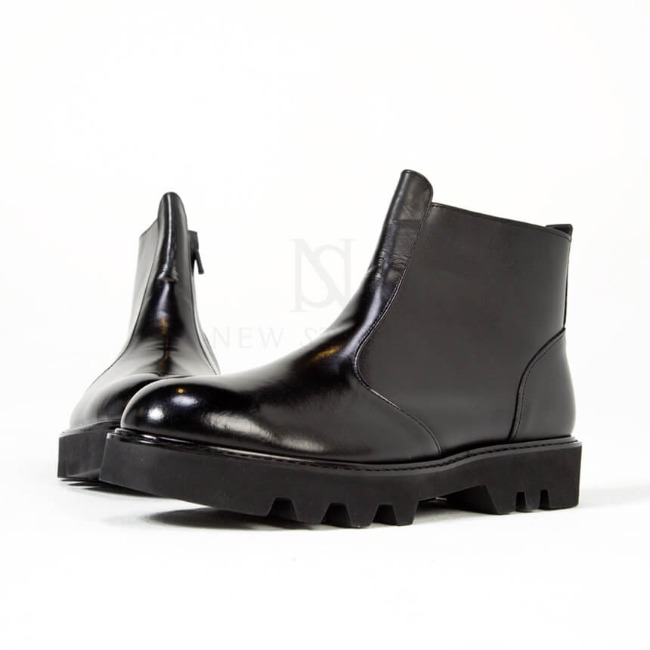 Zigzag thick outsole boots