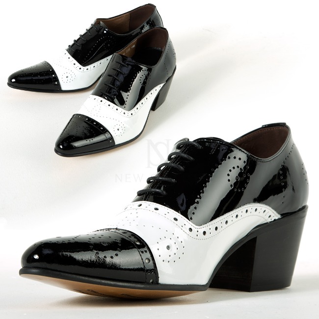 Contrast brogue high heel shoes