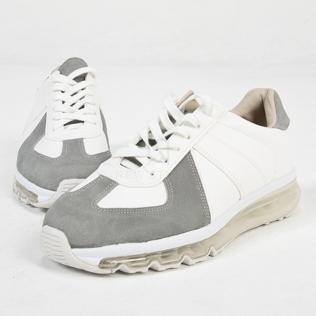 Contrast air sole sneakers