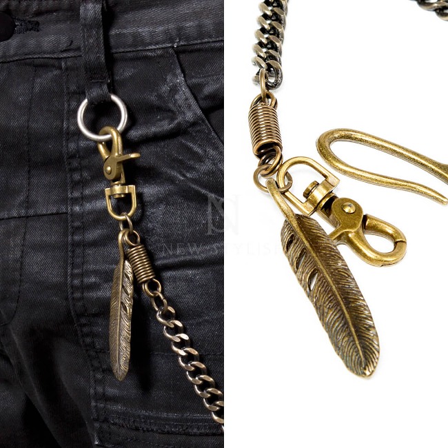 Gold leaf charm wallet chain