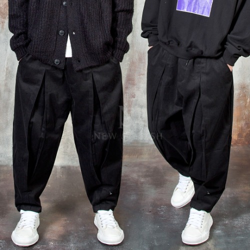 Center opening wide-leg baggy pants