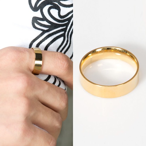 Plain simple gold ring