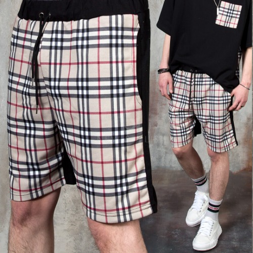Checkered contrast shorts