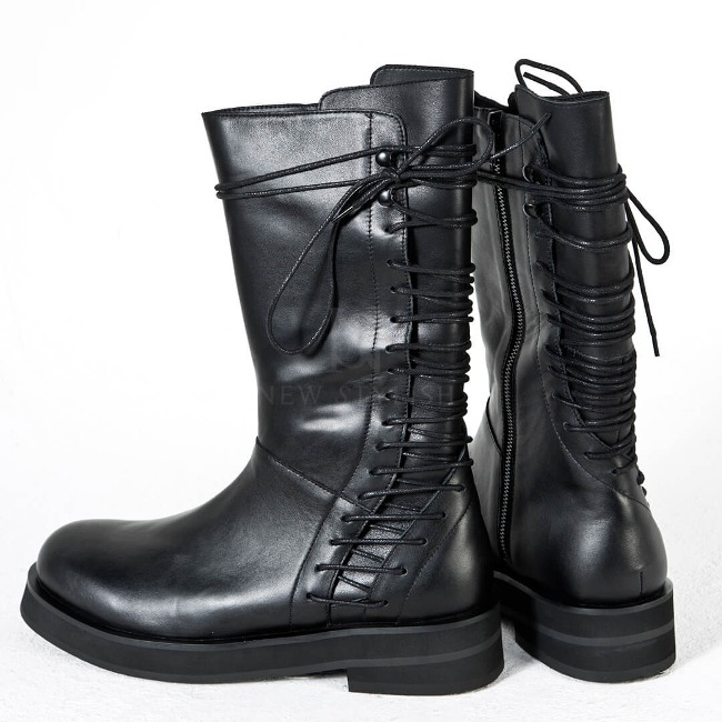 Curved Backside Lace-up Long Leather Boots