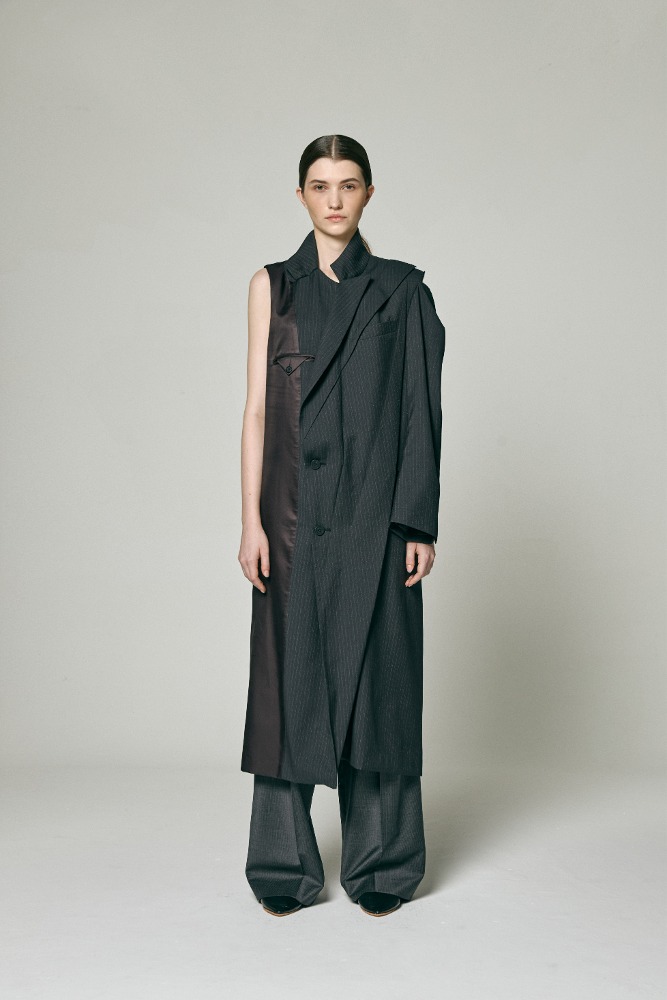 DECONSTRUCTED TAILORED ONEPIECE
