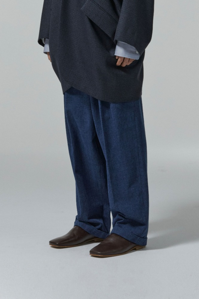 Tailored Pleated Denim Trouser
