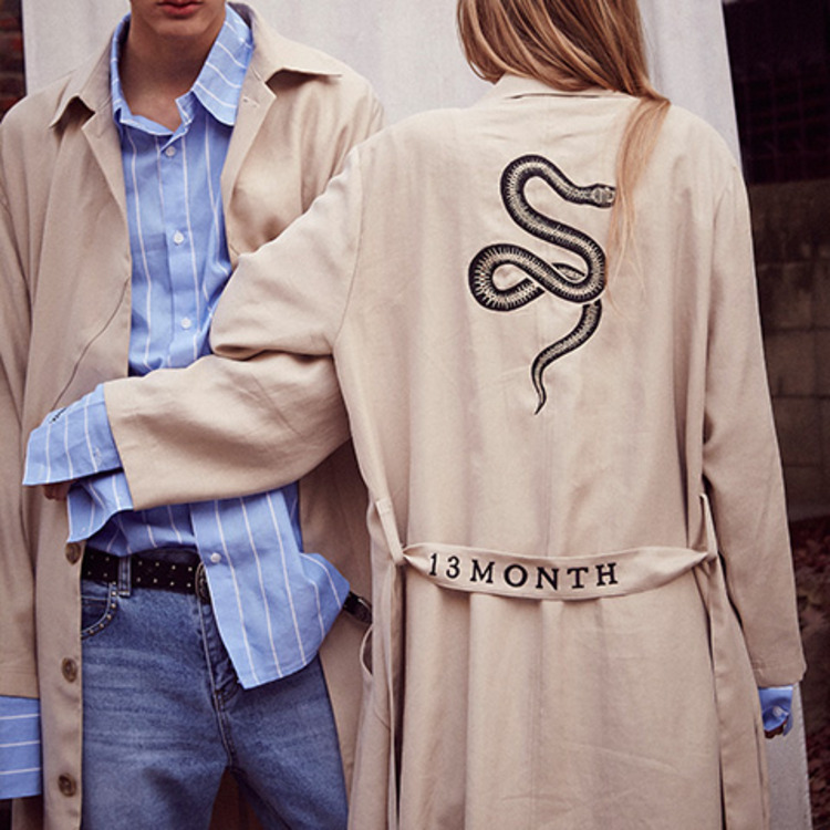 17ss snake embroidery robe