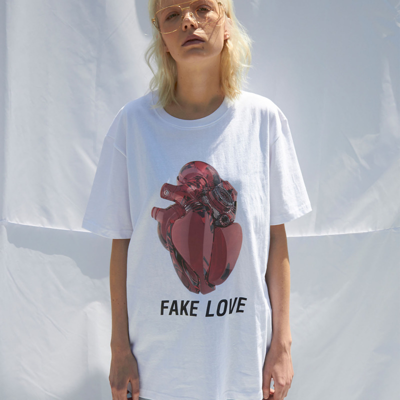 FAKE LOVE T-SHIRTS WHITE