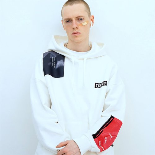 Patchwork graphic hood-white