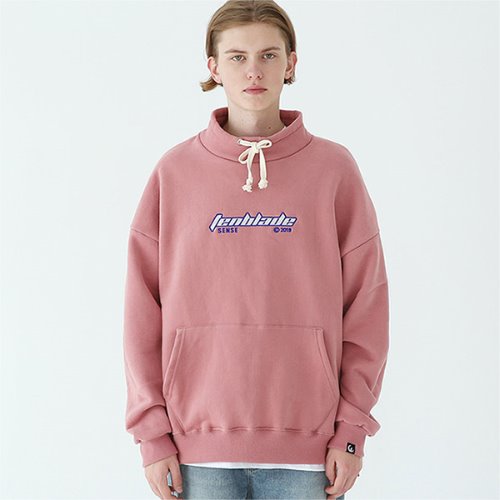 outdoor gothic logo pullover pale-pink