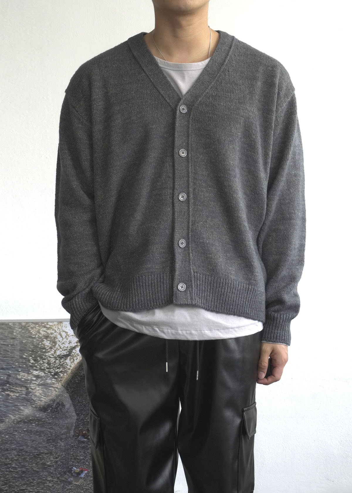 Wool Bokashi V-neck Button Cardigan (5Color)