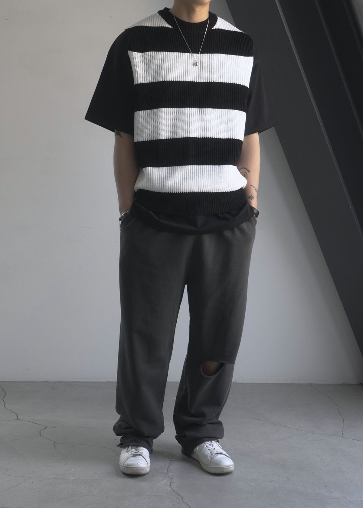 Round Stripe Knit Vest (4Color)