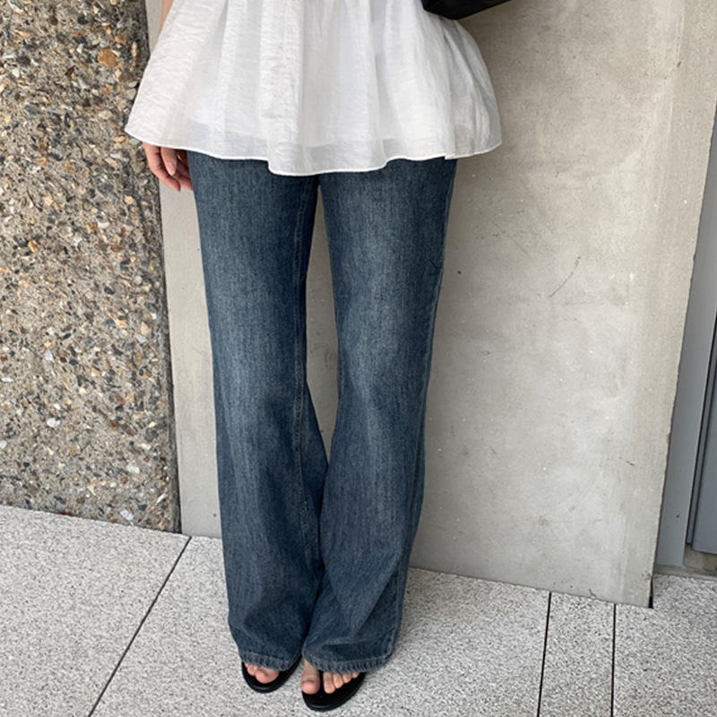yori ブーツカットデニム　サイズ 3 LAURENHI