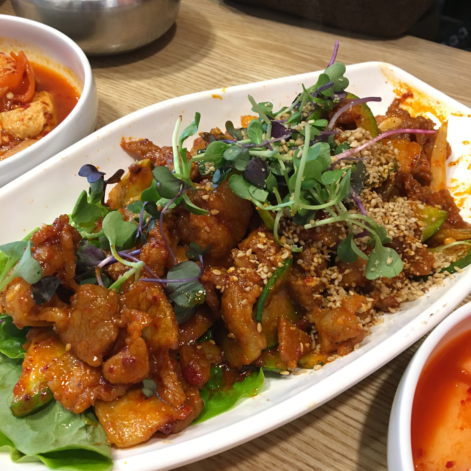 韓国の通販サイト OHOTORO | 《ドンミョ》 ビビンバやチゲが楽しめる食堂