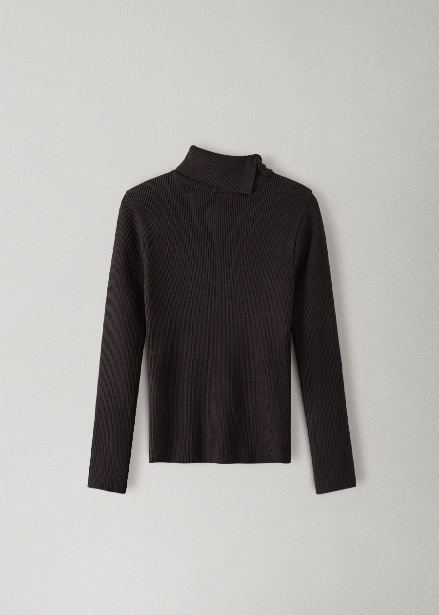 韓国の通販サイト OHOTORO | button turtleneck knit