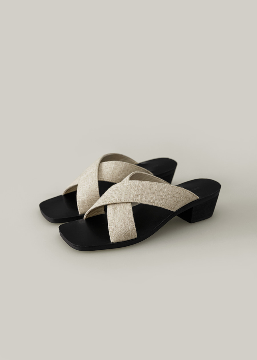 韓国の通販サイト OHOTORO | tilted cross heels