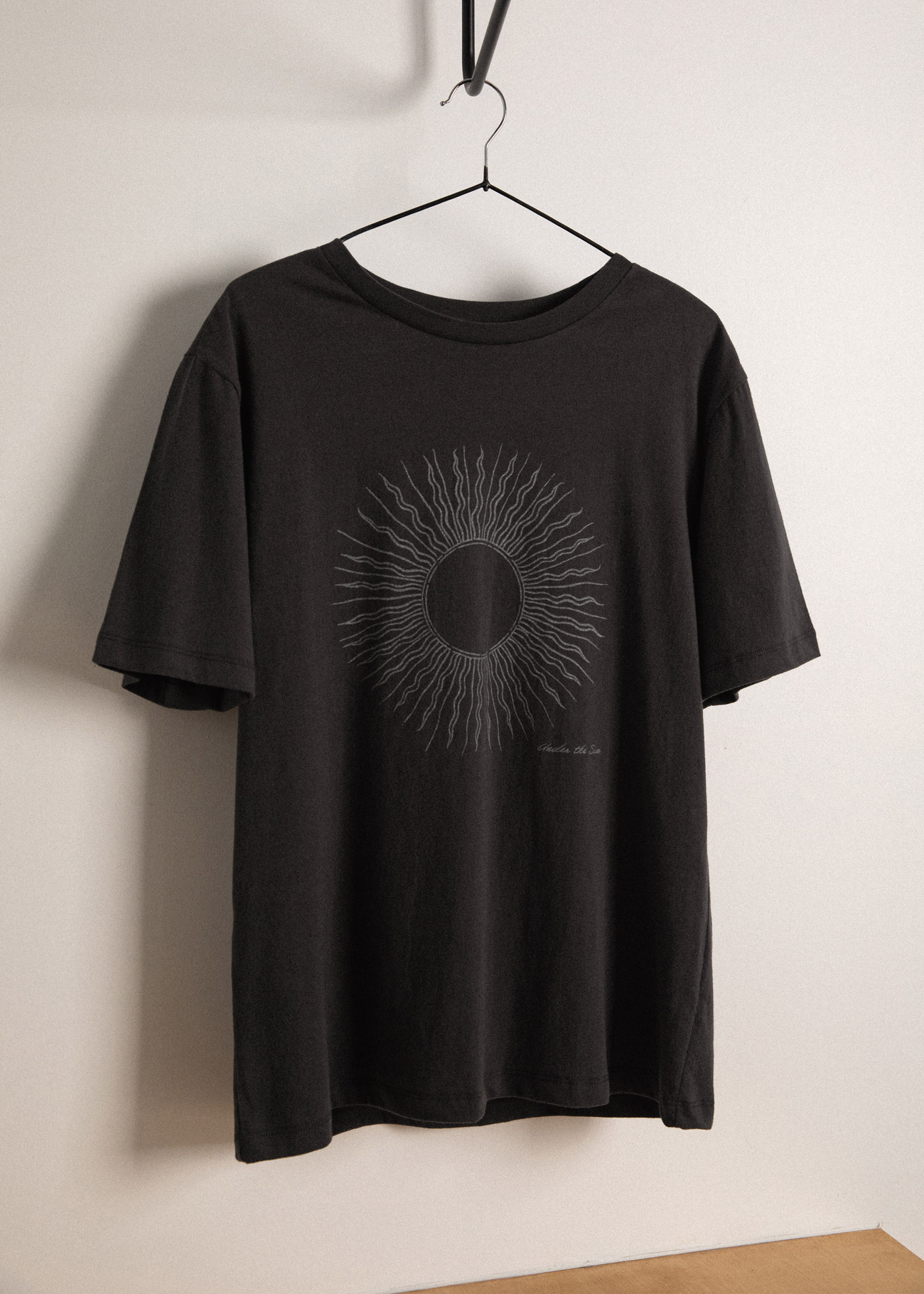 韓国の通販サイト OHOTORO | sunrise T-shirt