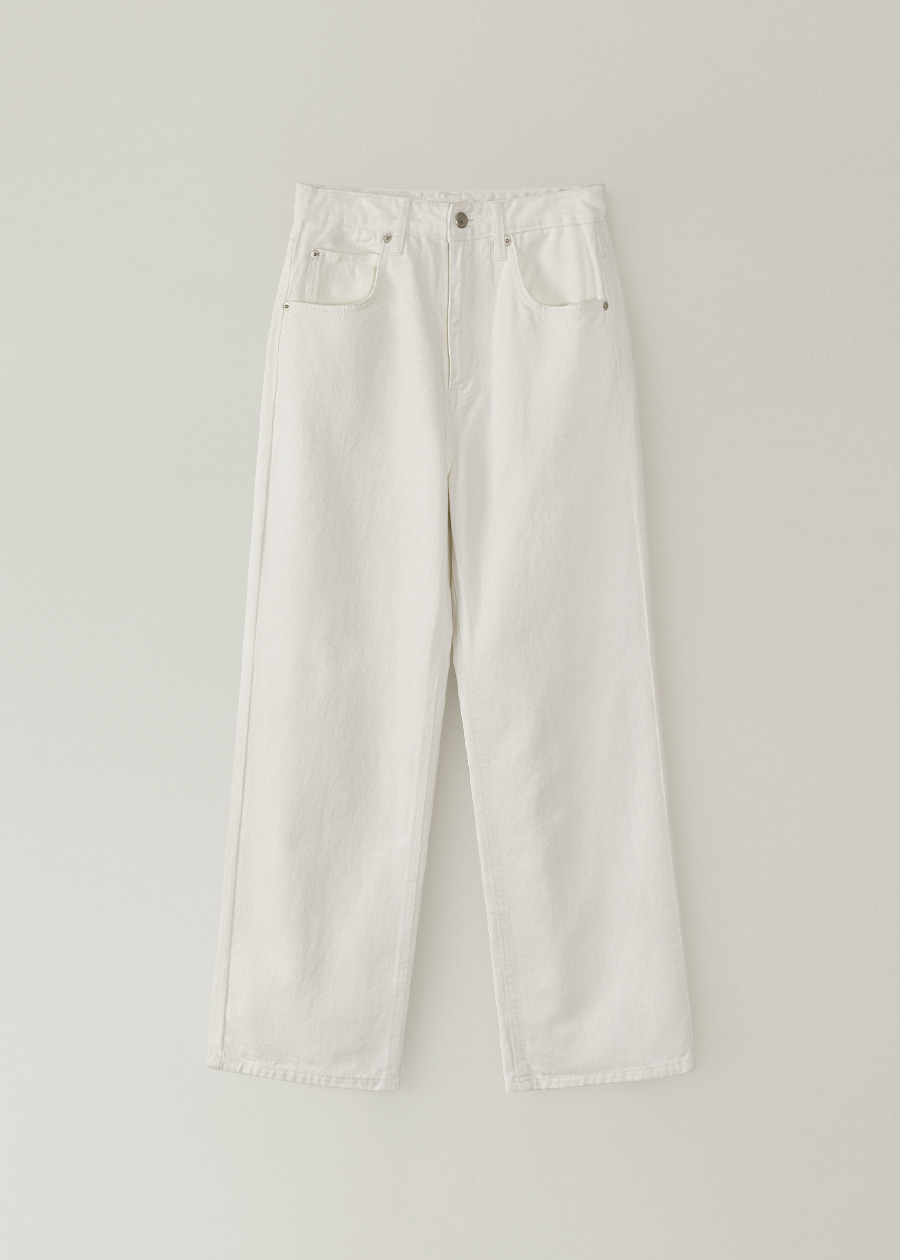 韓国の通販サイト OHOTORO | white boyfriend jeans