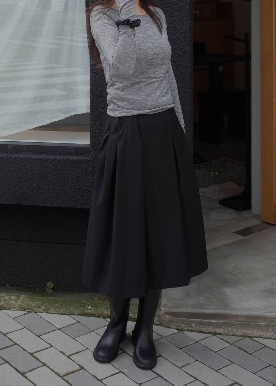 pocket flow skirt | OHOTORO