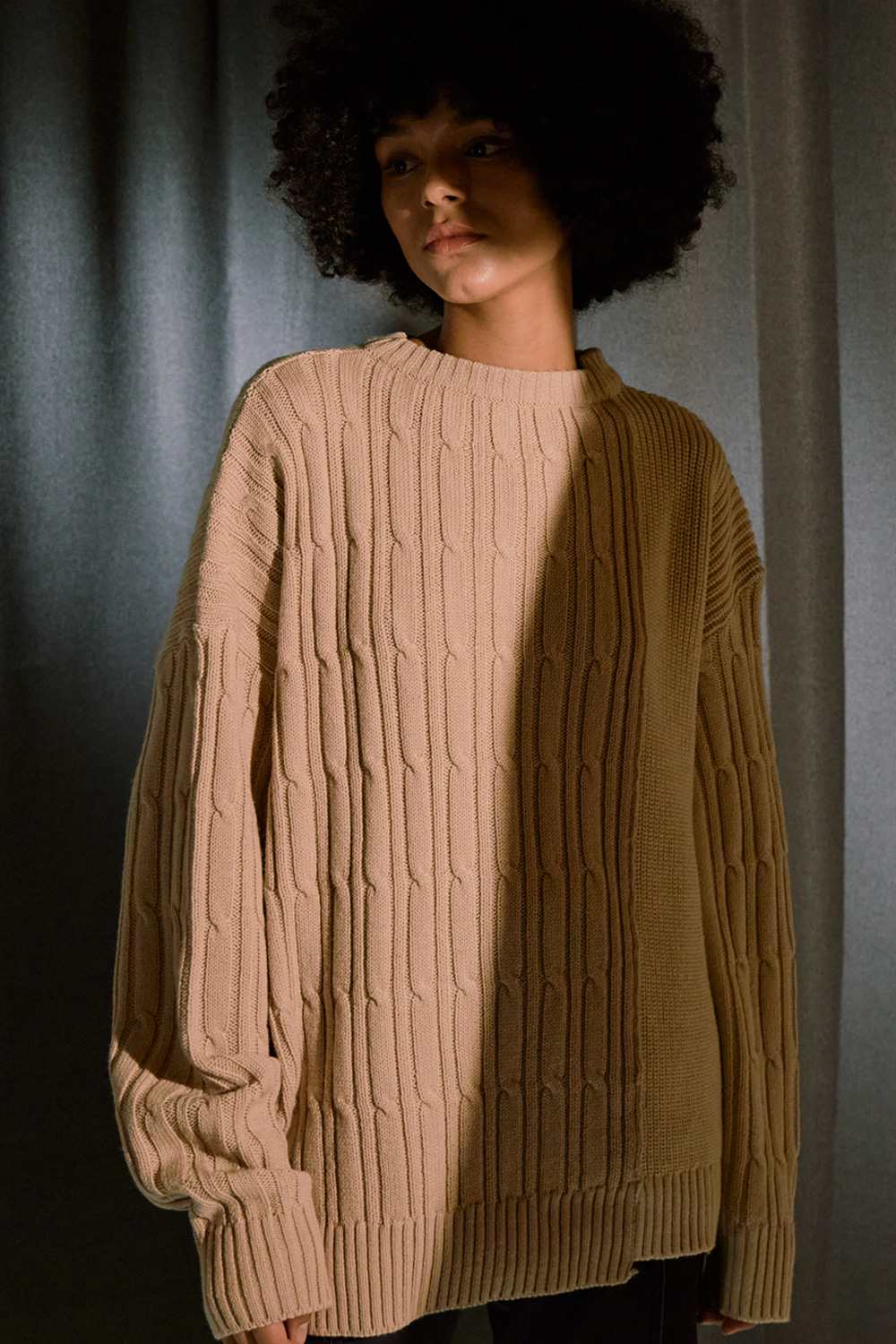 COLOR-TEXTURE MIXED IVORY&amp;BEIGE SWEATER
