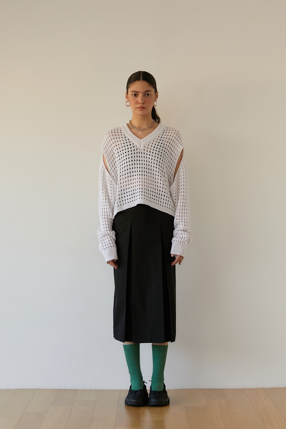 Low-rise Pintuck Skirt / Black