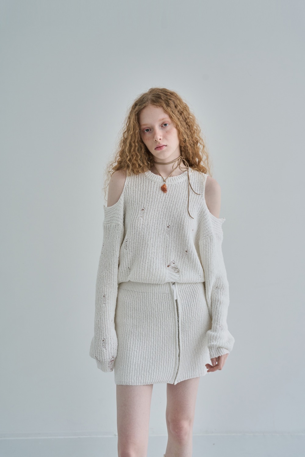 Open Shoulder Cotton knit / Ivory