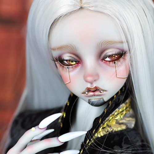 Welcome to Peak's Woods. The Place for Your Dolly Fantasy.