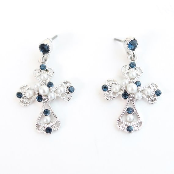 SD_Pearl Cross Earrings (Silver Sapphire)