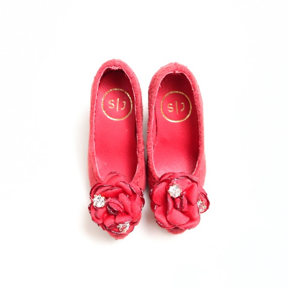 MSD_Red Corsage Pumps