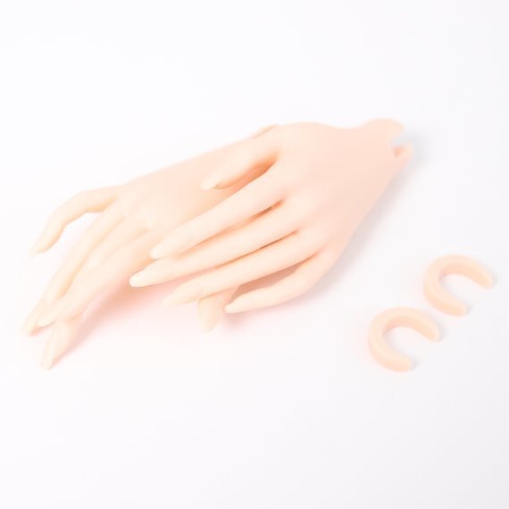 Peti Long Nail Hands (45 APH / 47 MTN)